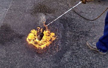 Eversholt flat roofing repairs